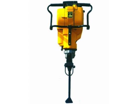 點擊查看詳細信息<br>標題：DGN21型內(nèi)燃搗固機 閱讀次數(shù)：2126