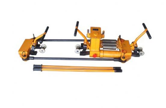 點擊查看詳細(xì)信息<br>標(biāo)題：YTF-400Ⅱ型液壓軌縫調(diào)整器 閱讀次數(shù)：1968