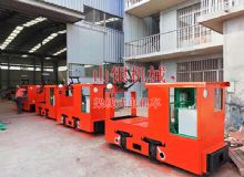 點擊查看詳細信息<br>標題：架線式電機車 閱讀次數(shù)：1775